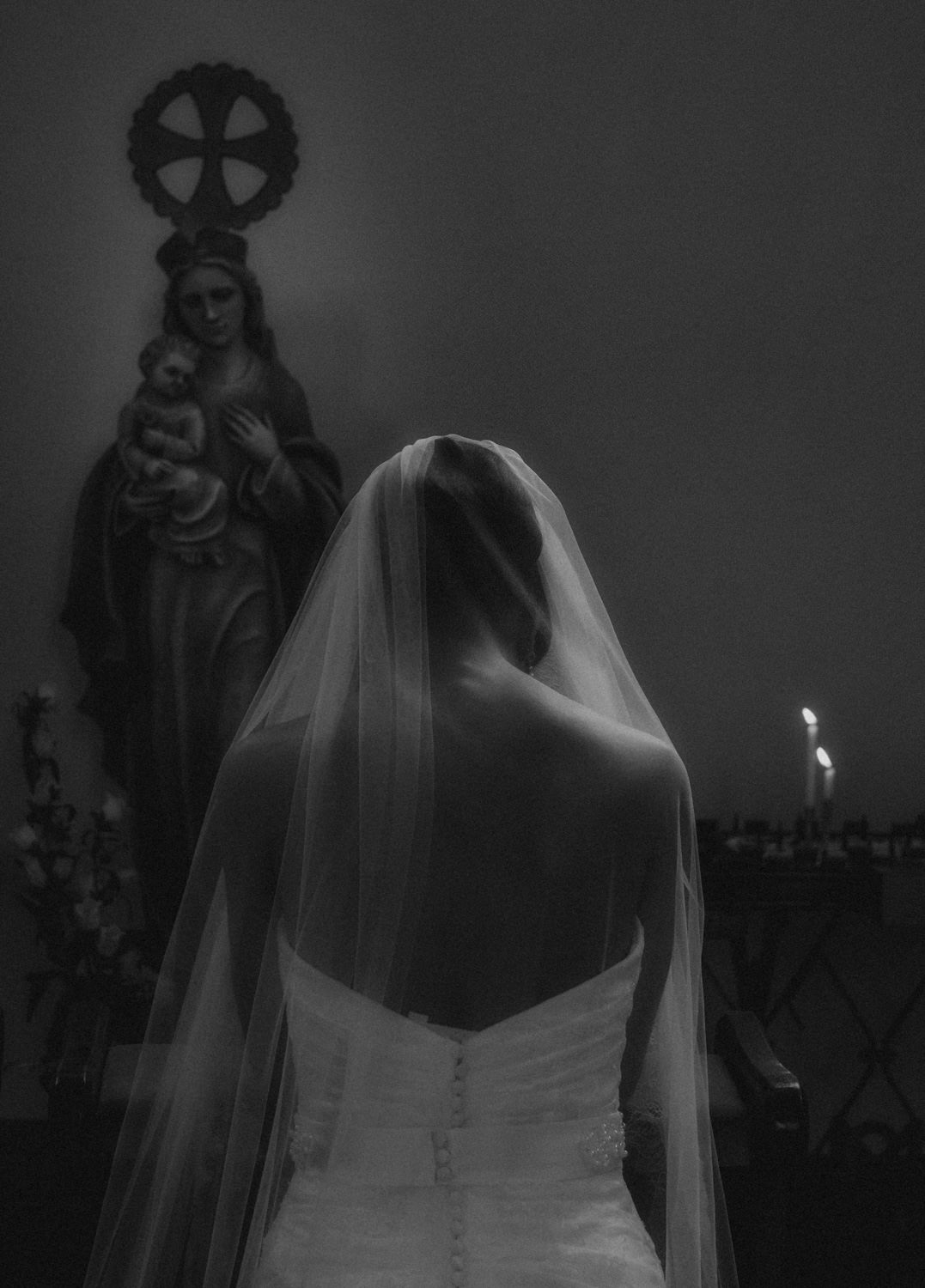 candid wedding photography